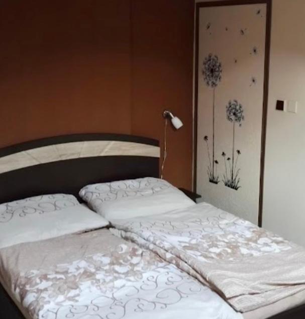 Zaboj Restaurant Hotel Карлови Вари Екстериор снимка