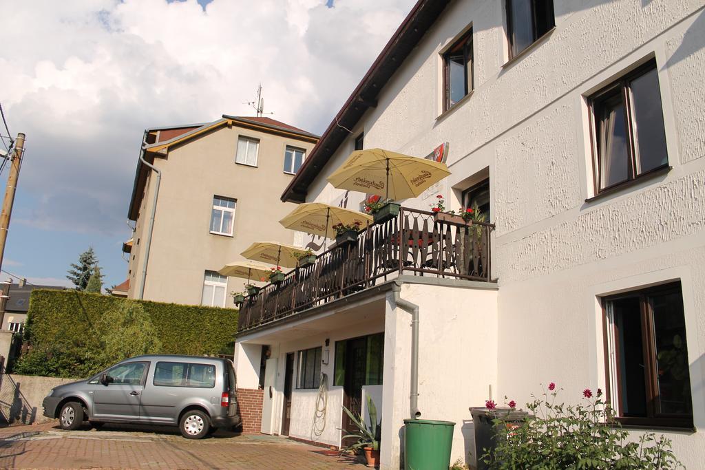 Zaboj Restaurant Hotel Карлови Вари Екстериор снимка