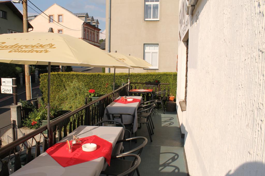 Zaboj Restaurant Hotel Карлови Вари Екстериор снимка